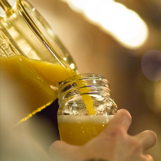 mimosa-pouring-square