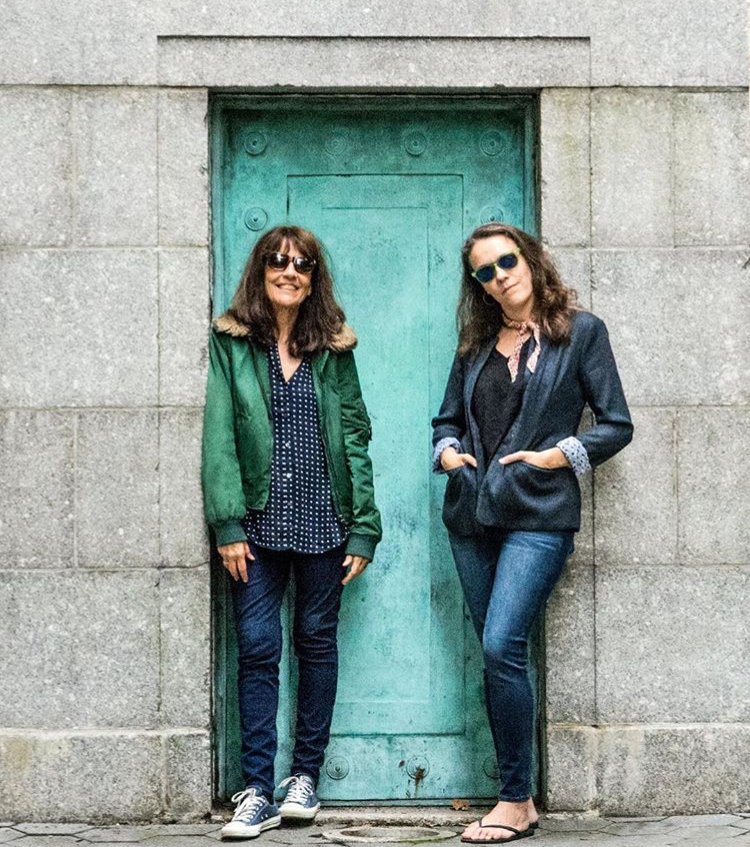 Suzzy Roche and Lucy Wainwright Roche